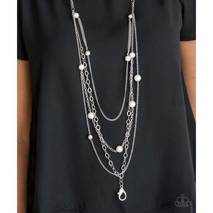 Necklace and earrings set